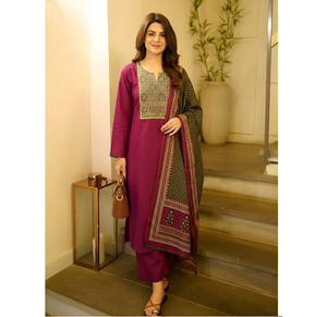 Ensemble Kurta 3 Pièces en Coton Magenta Yoke Design avec Dupatta Contrastante – Tenue Ethnique Élégante pour Femme, Séchage Rapide, Infroissable, Décontractée - Product Image 1