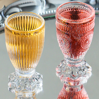 Nouvelle Arrivée en Gros : Verre à Eau Irrégulier de Style Européen au Design Créatif, Mini Verre à Cocktail, Verre à Shot pour Bar et Fêtes