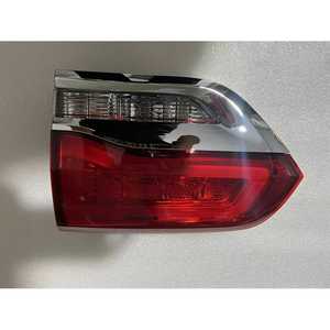 Luz Trasera Exterior Cromada 14-16 para Grand Cherokee CALAVERA, Pieza de Repuesto, 12V, Halógena, Modelo de Iluminación Automotriz Usada P0068 - Product Image 3