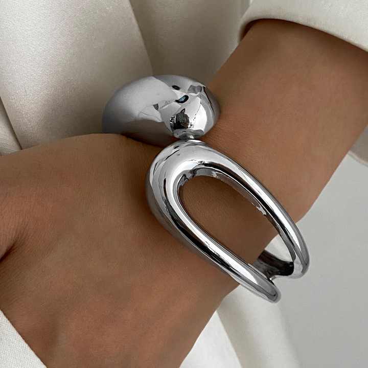 Chunky Twisted Bangle Bracelet For Women – Gold/Silver Hinged Cuff, Waterdrop Teardrop Design