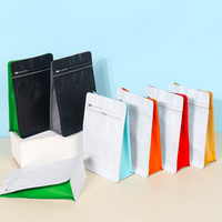 Sacs à café à fond carré en plastique de qualité alimentaire, personnalisés en usine, colorés, avec fermeture éclair, impression par gravure, pour chewing-gum