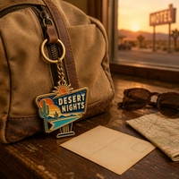 Porte-clés en émail personnalisé style rétro « Desert Road », souvenir en émail dur de qualité supérieure, style enseigne de motel vintage, pour cadeau et collection