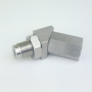 Adaptador de Sensor de Acero Inoxidable M18x1.5, Conector de Extensión de 45 Grados para Aplicaciones en Tanques - Product Image 2