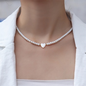 Luxury Vintage Elegant Women Jewelry Necklace Pearl <b>Chain</b> Necklace Shell Heart Pendant Necklace - Product Image 3