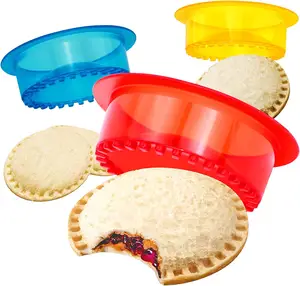Custom Plastic Schattige Leuke Diy Cookie Cutters En Sealer Set Pannenkoek Brood Sandwich Maker Mal Sandwich Cutter Box Voor Kinderen Lunch