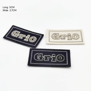 Tùy Chỉnh Quần Áo Vá Có Thể Giặt Mềm Cao Su PVC & Silicone Nổi Với Logo Thương Hiệu Cho T-Shirts Cá Nhân Nhãn - Product Image 3