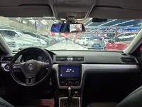 Vente chaude, VW Passat d'occasion, modèle 2011, 1.8 TSI DSG, édition Luxe, bon état, berline familiale durable, essence