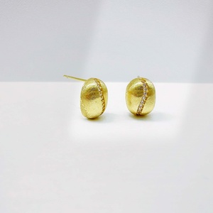 wholesale plata 925 sterling silver Geometric Stud Earring fashion Everyday gold plated shell hypoallergenic western earrings - Product Image 4