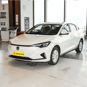 Changan EADO EV 460 2019, Auto Eléctrico de Nueva Energía, Volante a la Izquierda, Cuero Oscuro, R17, Usado, en Venta - Product Image 1