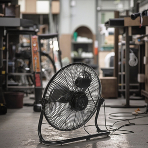 Ventilateur de sol industriel en métal noir de haute qualité de 18 pouces, moteur en cuivre, 3 vitesses, 3 pales en aluminium, faible bruit, pour la maison, l'hôtel, haute qualité - Product Image 3