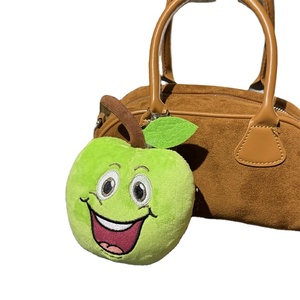 Simpatici portachiavi di frutta giocattoli di peluche felice mela fragola borsa ciondolo peluche - Product Image 1