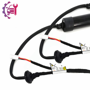 6892009010 689100R051 arrière gauche et droite hayon élévateur orthèse <span class=keywords><strong>amortisseur</strong></span> électrique vérin à gaz pour <span class=keywords><strong>Toyota</strong></span> <span class=keywords><strong>RAV4</strong></span> 2013-2018 - Product Image 2