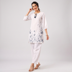 Ensemble coordonné deux pièces pour femme : Kurti et pantalon – Respirant, écologique, confortable, idéal pour un style décontracté et tendance toute saison - Product Image 1