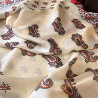 Écharpes en polyester effet soie à motif cachemire, foulards fins et doux pour femmes, châles tendance imprimés cachemire, sensation soyeuse, vente chaude