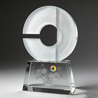 Plaque de bureau en cristal segmentée personnalisée Neelpure 200001, échantillon disponible, pour souvenir ou objet de collection