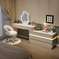 Ensemble coiffeuse moderne de luxe européen en bois massif, design écologique, style crème, avec miroir lumineux pour chambre à coucher