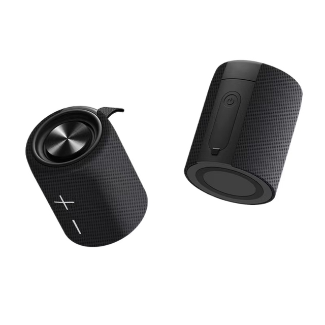 Multifunctional Magnetic 2-in-1 for Speaker with Rich Sound Quality IPX4 Waterproof 20W Output 3-5 Hours Playtime