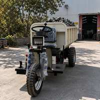 Tricycle électrique de transport de marchandises 2 tonnes, tricycle benne robuste pour l'exploitation minière, véhicule à trois roues alimenté par batterie pour le transport dans les mines d'or