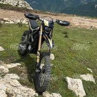 Surron Ultra Bee 2026 - Dernière mise à niveau - 24,5 kW - 74 V - 0-80 km/h en 3,5 s - Moto tout-terrain électrique Surron Ultra Bee Pro Racing