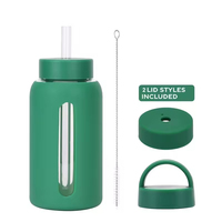 Bouteille d'eau en verre de 600 ml avec double couvercle et manchon en silicone, anti-fuite, durable, personnalisable, vente en gros du fabricant, 20 oz