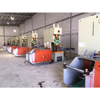 Usine Fourniture Directe Feuille Poinçonnage Boîte De Nourriture Machine Conteneur De Papier D'aluminium Faisant La Machine