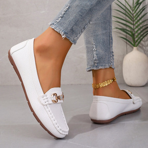 Large Size Casual Loafers Women's 2026 Spring New Soft-soled Metal Foreign Trade Single-layer Shoes Flat Loafers - Product Image 4