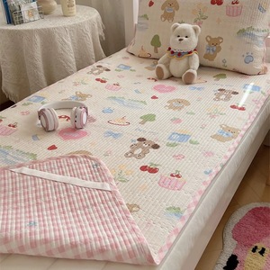 Set Copriletto Moderno Tre Pezzi INS Animal Carnival 100% Cotone Trapuntato 40 Fili, Coprimaterasso Kang Reversibile per Dormitorio - Product Image 1