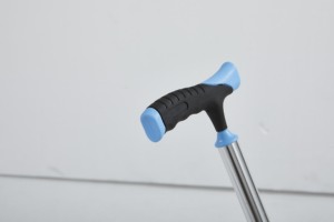 Canne de marche compacte pliable en aluminium avec siège, trois pieds antidérapants en caoutchouc, conception anti-basculement, capacité de charge de 250 lb, certifiée CE - Product Image 4