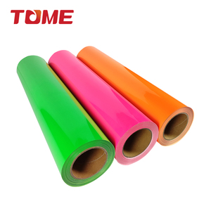 <span class=keywords><strong>Tome</strong></span> usine en gros PU néon transfert de chaleur vinyle 1.6 par 82 pi rouleau film fer sur HTV vinyle Compatible avec t-shirts, chapeaux, tissu - Product Image 2