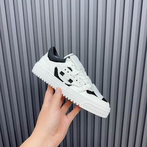 Anti-slip Ridged Sole Color-block Stitched Upper Street Style Mens Daily Wear Sneakers Comfortable Urban Outings Sneakers Amiris - Product Image 5