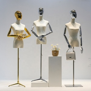 Maniquí de Mujer con Cabeza Cromada, Torso Envuelto en Tela, Parte Superior del Cuerpo, Maniquí Femenino Dorado para Exhibición de Ropa en Escaparates - Product Image 6