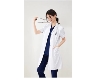 Vente en gros de blouses de laboratoire à manches courtes pour femmes blouses de laboratoire de haute qualité en coton et polyester uniforme d'infirmière médecin blanc pur - Product Image 1