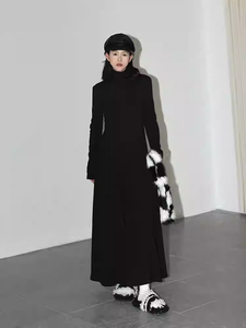 महिलाओं शरद ऋतु और सर्दियों के लिए उच्च गर्दन वाले आंतरिक पहनने वाली लंबी आस्तीन की पोशाक, कोरियन शैली हाई-एंड ढीले-लाइन बेस लंबी पोशाक - Product Image 1