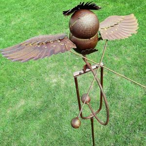 Oiseau cinétique en métal marron à ailes battantes, décoration de jardin oscillante, tourbillon de vent, art de jardin - Product Image 4