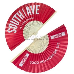 Éventail de danse en soie pliable et portable en bambou de marque personnalisée Éventails promotionnels à main avec logo peint personnalisé pour Noël du Nouvel An chinois - Product Image 2