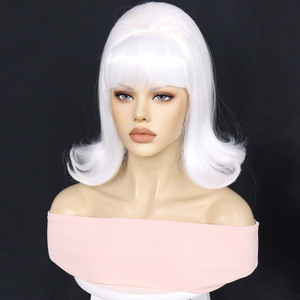 วิกผมสังเคราะห์สีขาว<span class=keywords><strong>ย้อน</strong></span><span class=keywords><strong>ยุค</strong></span>ใสมีความหนาแน่น130% <span class=keywords><strong>ผม</strong></span>ม้าด้านนอกเป็นลอนสไตล์วินเทจสำหรับผู้หญิงแฟชั่น - Product Image 2