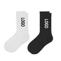 Chaussettes personnalisées avec logo, chaussettes au design personnalisé, chaussettes pour hommes et femmes
