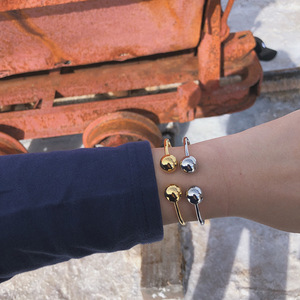 2024 nuovissimi braccialetti geometrici con nocche da donna minimalisti placcati in oro con braccialetti esasperati creativi in oro - Product Image 5