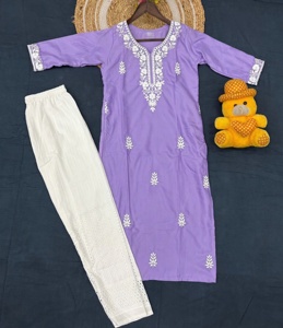 Pure Rayon Kurti Set para mujer Cómodo traje de uso diario Elegante traje Kurti con pantalones Perfecto para la Oficina y el uso casual - Product Image 6