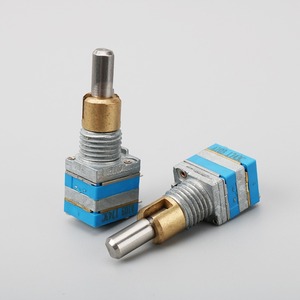 โพเทนชิออมิเตอร์เครื่องเข้ารหัสโรตารี่แกนคู่สวิตช์แถวเดียวสำหรับเครื่องรับส่งวิทยุ - Product Image 4