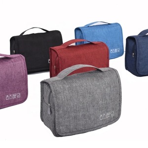Portable <span class=keywords><strong>pas</strong></span> <span class=keywords><strong>cher</strong></span> femmes sac cosmétique pliable étanche grand <span class=keywords><strong>organisateur</strong></span> <span class=keywords><strong>de</strong></span> maquillage suspendus hommes <span class=keywords><strong>voyage</strong></span> trousse <span class=keywords><strong>de</strong></span> toilette - Product Image 6