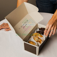 Emballage de boîte à biscuits de qualité alimentaire de couleur personnalisée avec emballage en papier ciré emballage de boulangerie boîte de livraison ondulée pour 6 biscuits