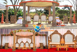 Mandap de mariage en bois sculpté élégant, style Londres, mariage indien glamour, mandap en bois de luxe, mandap en bois sculpté pour mariage en Australie - Product Image 3