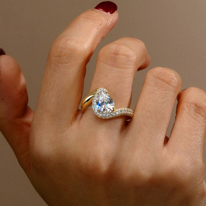 טבעת כסף סטרלינג 925 משובצת מויאסניט בצורת אגס, מצופה זהב 14 קראט, 3 קראט, שיבוץ ארבע ציפורניים, מתנה אלגנטית לאישה - Product Image 2