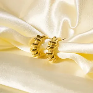 EManco Nuevos Pendientes de Aro Geométricos de Acero Inoxidable, Chapados en Oro de 18K, Elegantes y Exagerados, Joyería para Oreja de Mujer, Compromiso - Product Image 5