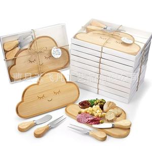 Planche à fromage en bois Yu Feifan Cloud avec couteaux pour service festif, durable, sans danger pour les aliments, lavage à la main uniquement - Product Image 1