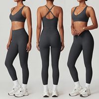 Tenue de yoga athleisure printemps/été pour femme : ensemble une pièce respirant et absorbant l'humidité pour des mouvements fluides