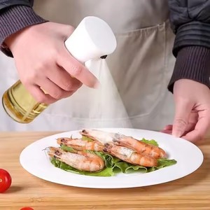 Accessori da Cucina: Bottiglia Spray in Plastica per Olio, Aceto e Salsa di Soia, Ideale per Campeggio, Barbecue e Cottura - Product Image 4