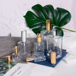 <span class=keywords><strong>Parfum</strong></span> <span class=keywords><strong>Parfum</strong></span> de <span class=keywords><strong>luxe</strong></span> femme 30ml 50ml plat carré vaporisateur bouteille de <span class=keywords><strong>parfum</strong></span> en verre 50ml en gros - Product Image 1