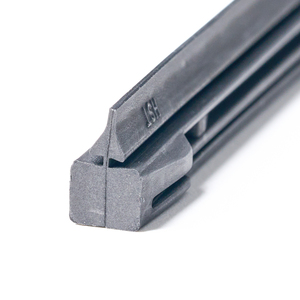 Para un Calidad Superior: Insertos de Repuesto de Goma Natural para Limpiaparabrisas Híbridos de 18 Pulgadas para Hilux, Hiace y Coches Europeos con Recubrimiento de Grafito - Product Image 2